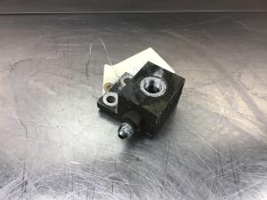 Liebherr Distributor Block